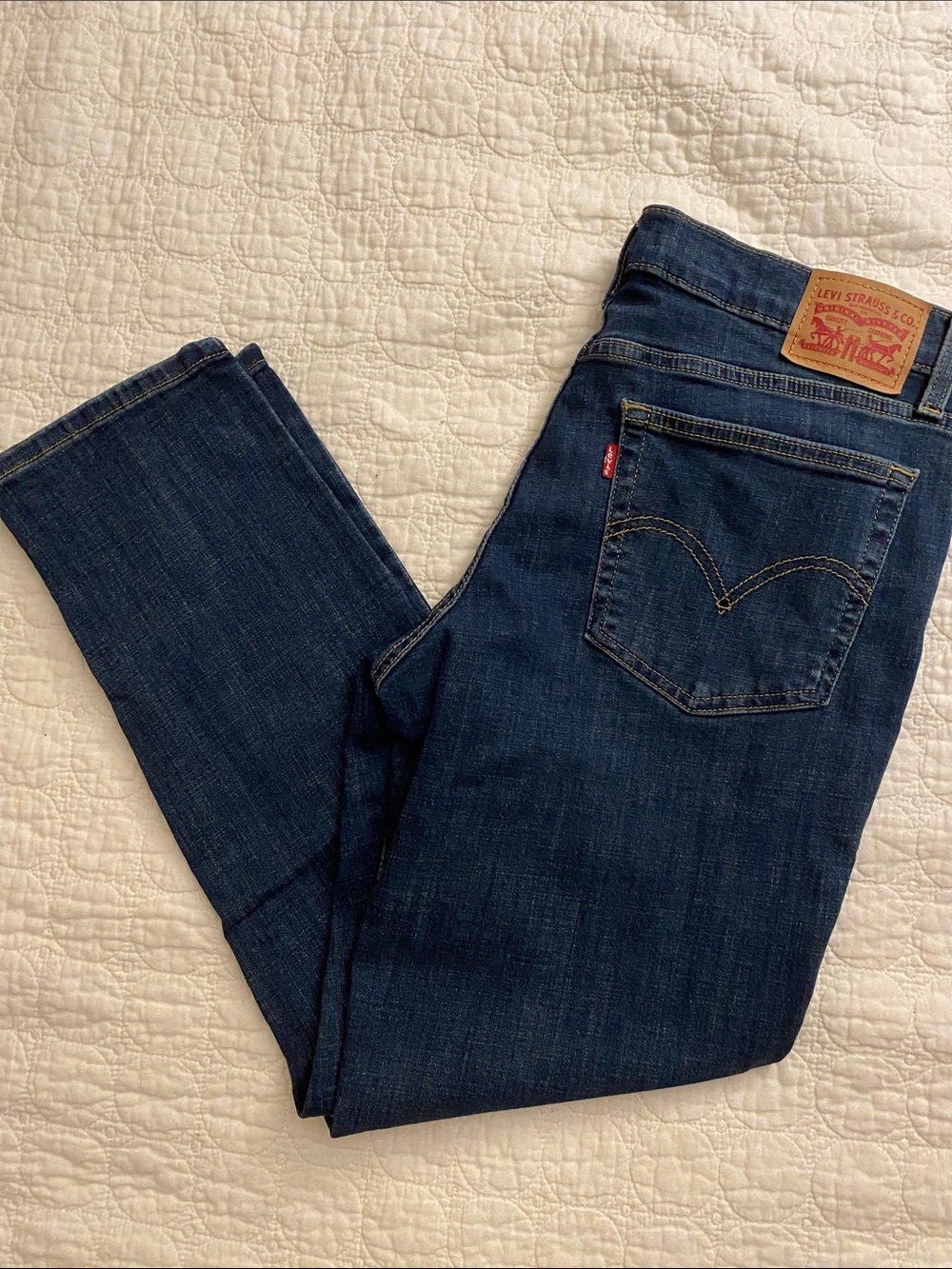 Levi's Indigo Straight-Leg Women's Jeans